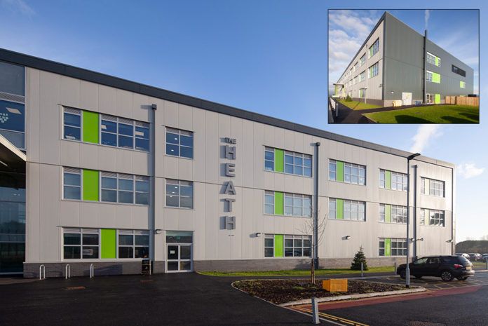 The Heath School has received a new 9,515 m2 three-storey block insulated with Kingspan products.