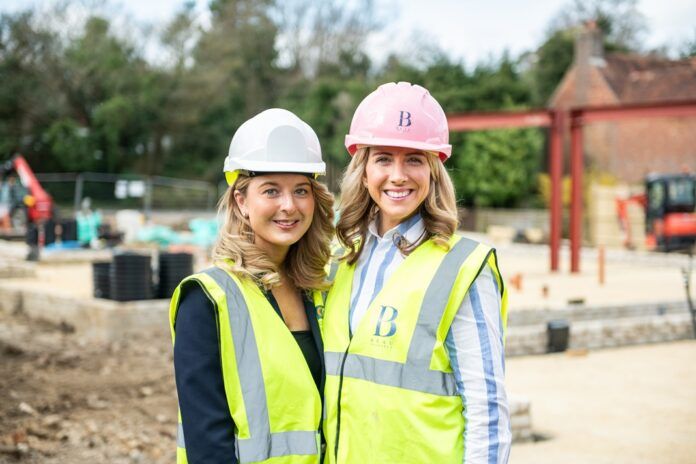 women construction