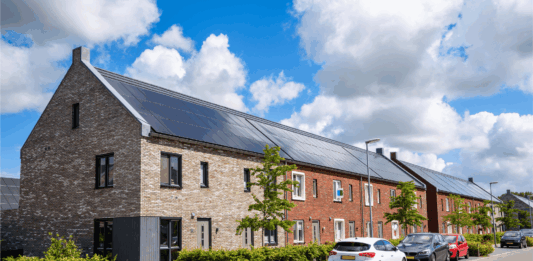 Rooftop solar demand spikes as energy costs soar
