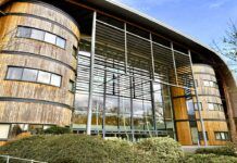 New partnership combines smoke extraction and ventilation into one facade system facade